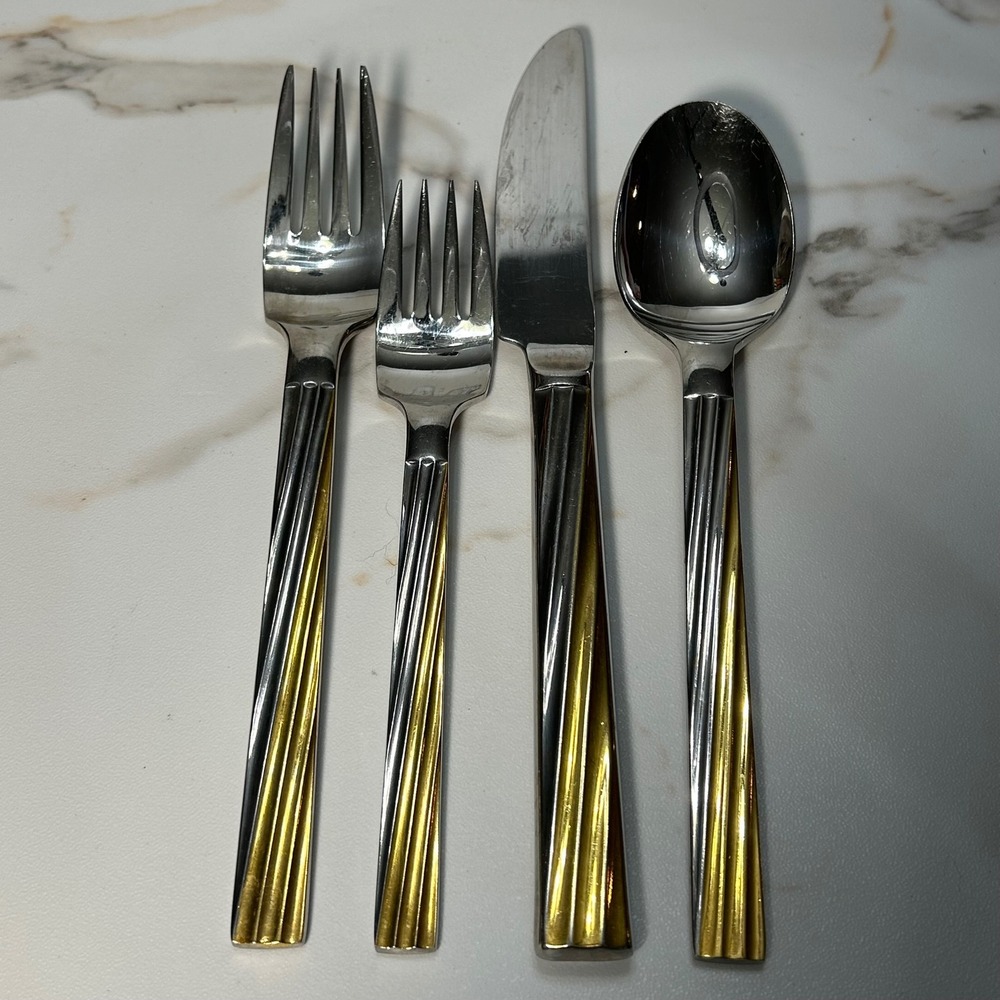 Supreme by Towle Flatware Set 4pc 18-8 Stainless Two Tone Gold Silver Japan
